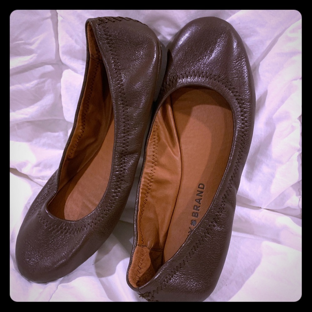 Women’s Lucky Brand brown leather flats